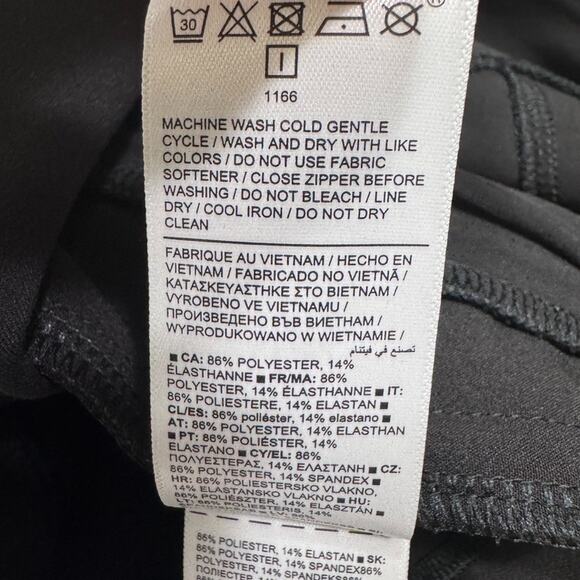 Athleta Pants Women 14 Black Endless High Rise Tapper City Activewear Zip Pocket - Picture 15 of 15